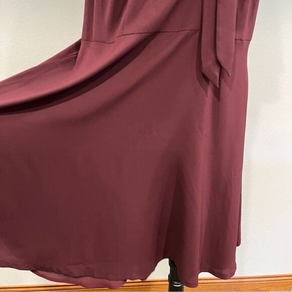 Talbots burgundy color plus size short sleeves formal dress with belt size 14WP - Picture 4 of 14